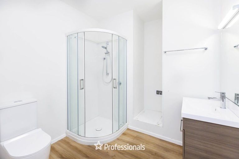 Photo of property in 2a Gibbons Street, Upper Hutt Central, Upper Hutt, 5018