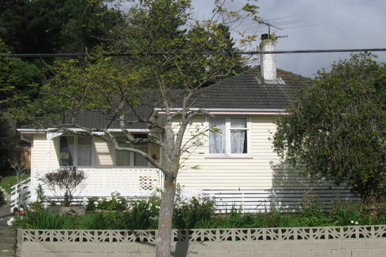 Photo of property in 17 Delaney Drive, Stokes Valley, Lower Hutt, 5019