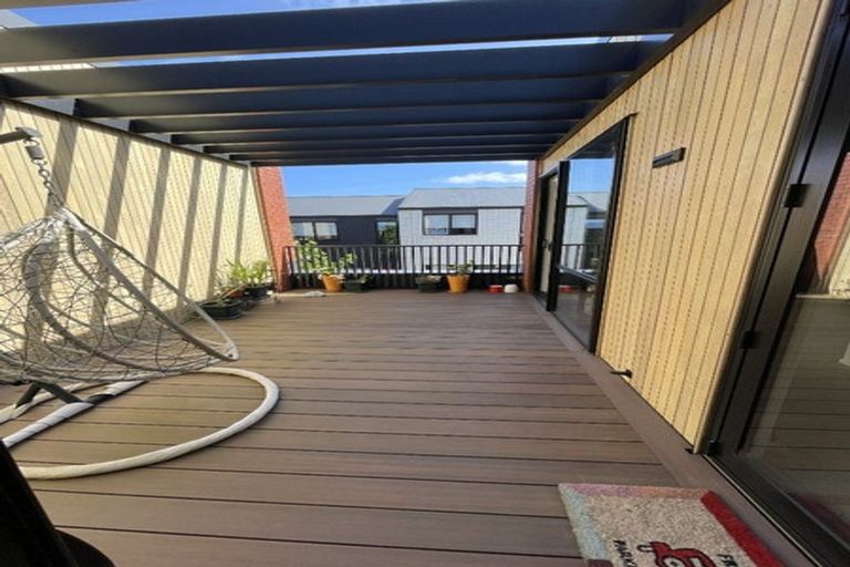 Photo of property in 4 Kerewhenua Crescent, Hobsonville, Auckland, 0616