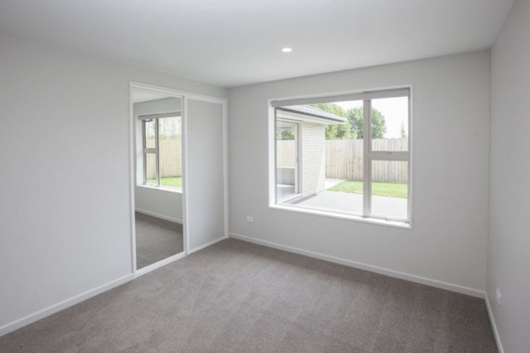 Photo of property in 12 Ciaran Close, Broomfield, Christchurch, 8042