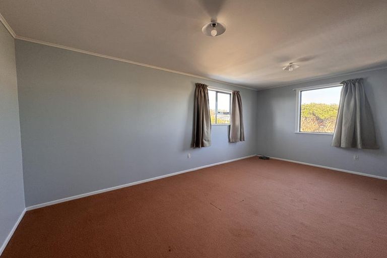 Photo of property in 30 Rua Avenue, Waitarere Beach, Levin, 5510