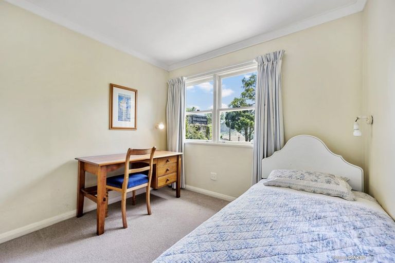 Photo of property in 15 Pimble Avenue, Karori, Wellington, 6012