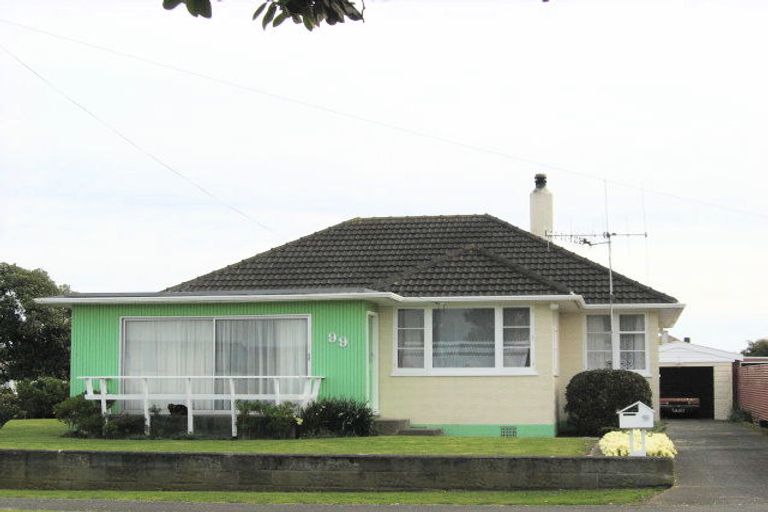 Photo of property in 99 Harper Street, Gonville, Whanganui, 4501