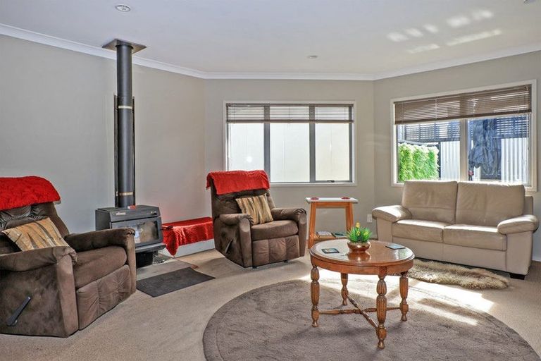 Photo of property in 302b Lumsden Road, Akina, Hastings, 4122