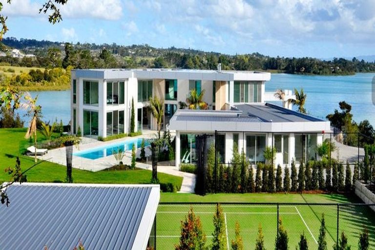 Photo of property in 255 Paremoremo Road, Paremoremo, Auckland, 0632