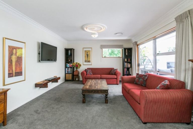 Photo of property in 21 Reeve Drive, Havelock North, 4130