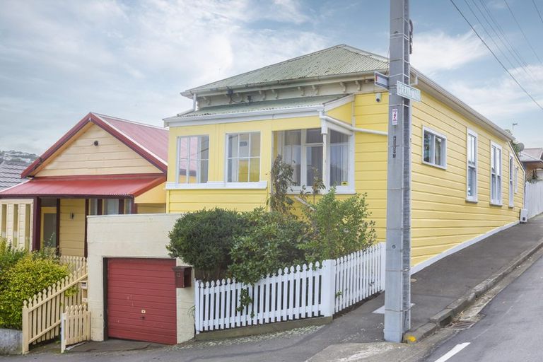 Photo of property in 12 Herald Street, Berhampore, Wellington, 6023
