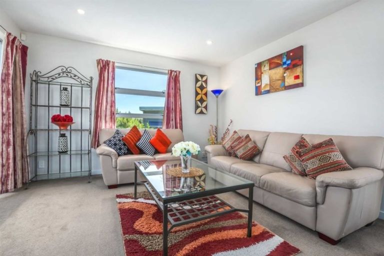 Photo of property in 47 Arawhata Street, Ranui, Porirua, 5024