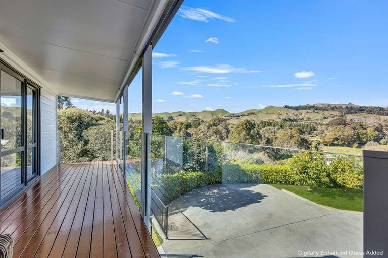 Photo of property in 37 Hikanui Drive, Havelock North, 4130