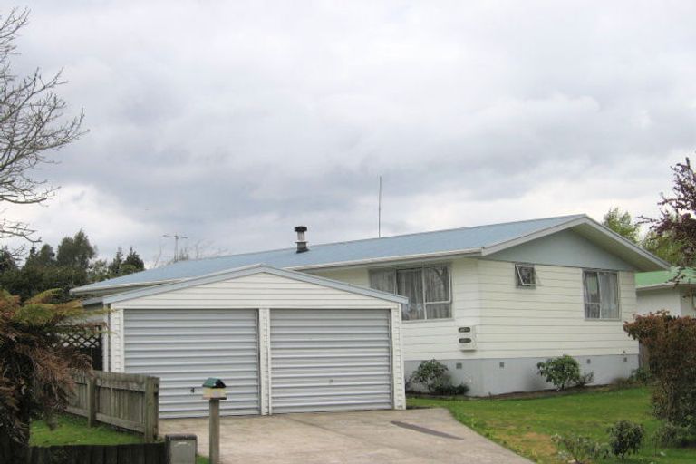 Photo of property in 14 Jade Place, Pukehangi, Rotorua, 3015