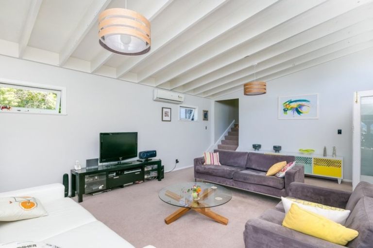 Photo of property in 1 Sar Street, Wadestown, Wellington, 6012