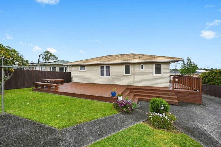 Photo of property in 7 Matthews Crescent, Melville, Hamilton, 3206