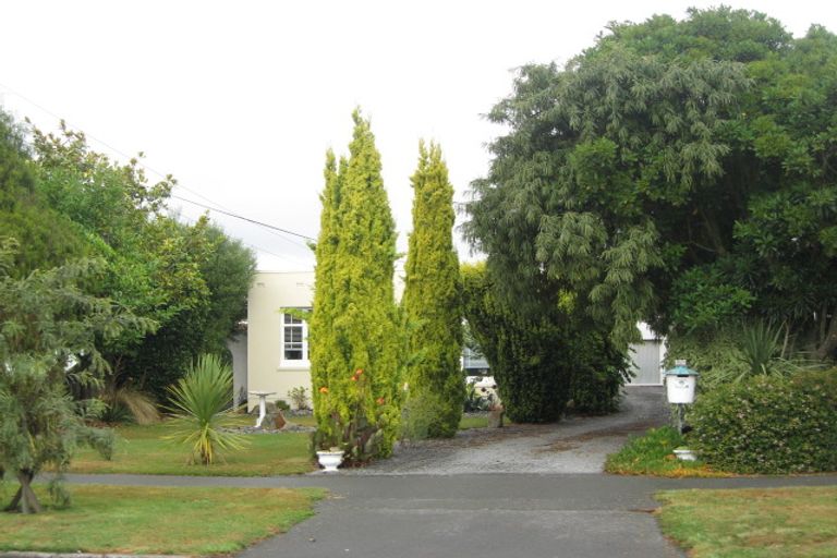 Photo of property in 26 Coopers Road, Dallington, Christchurch, 8061