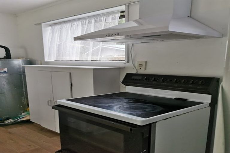 Photo of property in 42 Kamahi Street, Stokes Valley, Lower Hutt, 5019