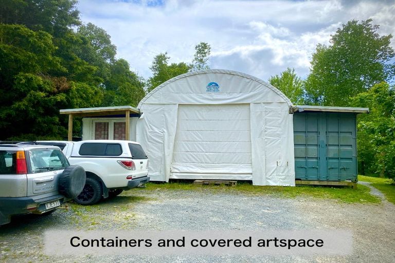 Photo of property in 4 Te Pahi River Drive, Paparoa, Maungaturoto, 0583