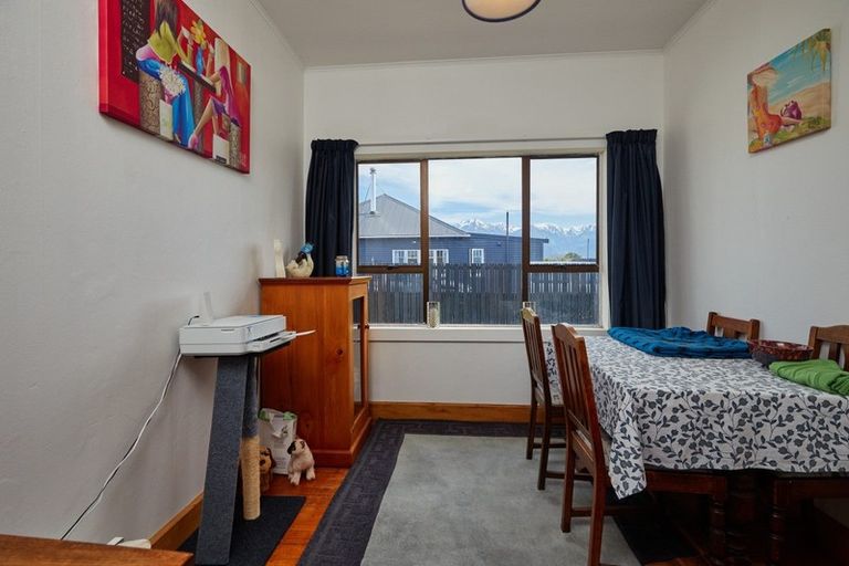 Photo of property in 16 Beach Road, Kaikoura, 7300