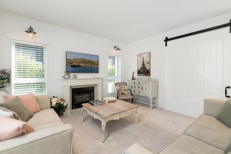 Photo of property in 6 Pebble Beach Way, Papamoa Beach, Papamoa, 3118