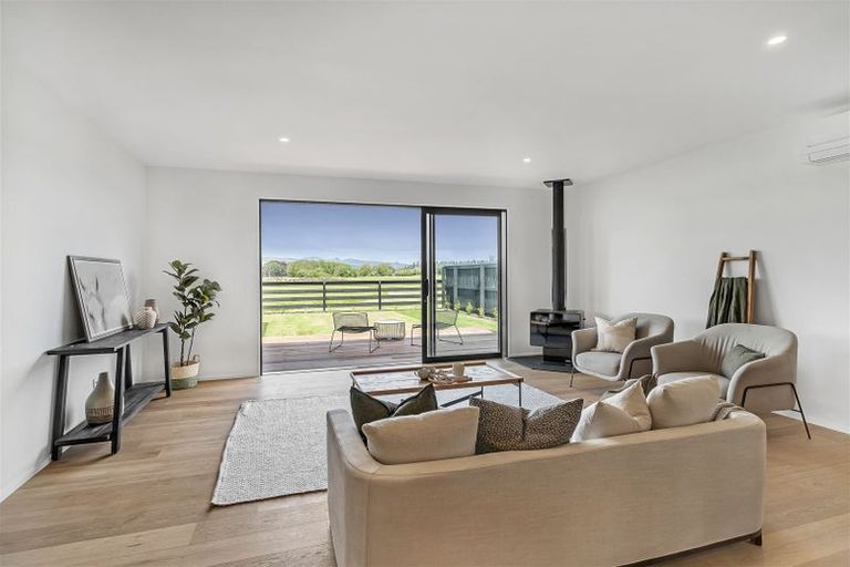 Photo of property in 33 Frank Ernest Crescent, Prebbleton, 7604