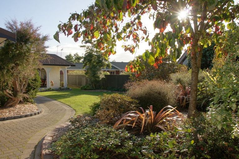 Photo of property in 5 Baton Place, Highbury, Palmerston North, 4412