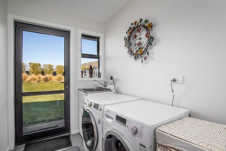 Photo of property in 1629 Teviot Road, Millers Flat, Roxburgh, 9572