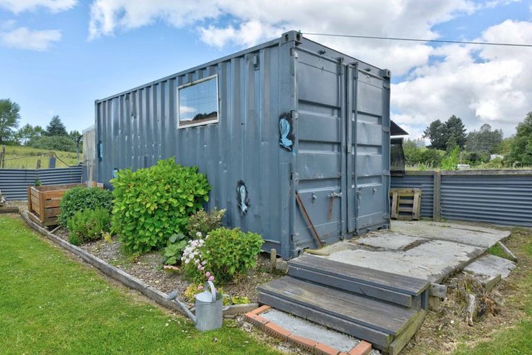 Photo of property in 49 Wentworth Street, East Gore, Gore, 9710