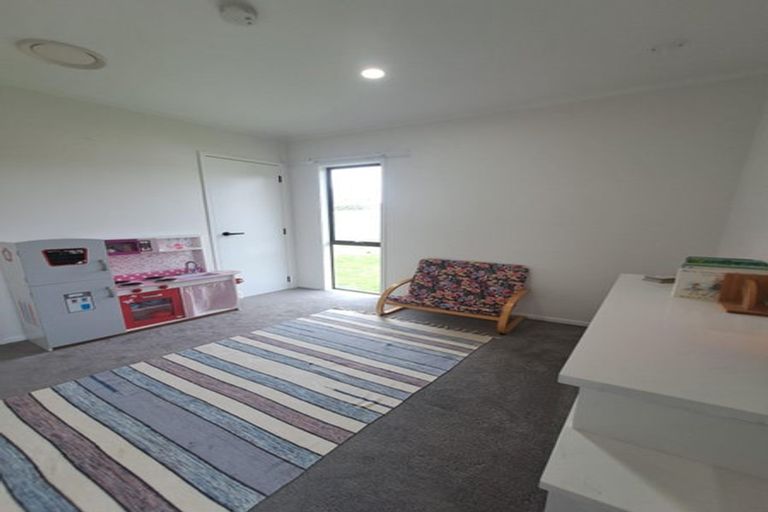 Photo of property in 8 Pacific Street, Waiuku, 2123