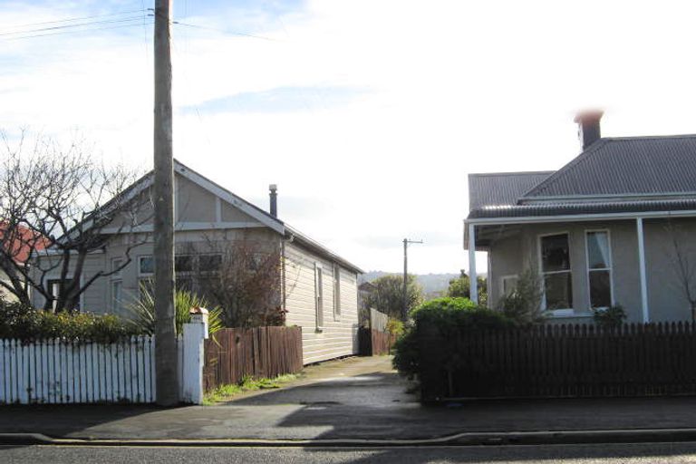 Photo of property in 44a Hargest Crescent, Saint Kilda, Dunedin, 9012