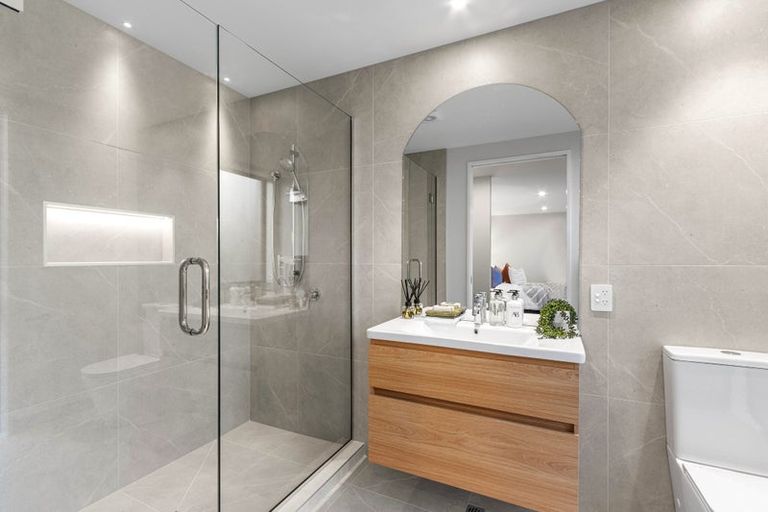 Photo of property in 2/76 Caledonian Road, St Albans, Christchurch, 8014