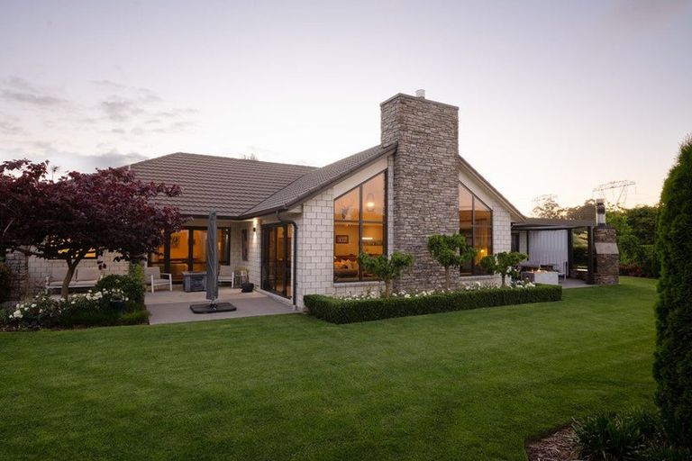 Photo of property in 14 Shadbolt Drive, Leamington, Cambridge, 3432