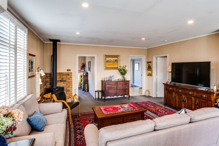 Photo of property in 911 Nelson Street North, Mahora, Hastings, 4120