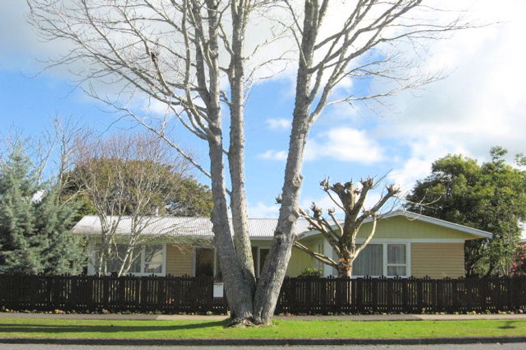 Photo of property in 30 Beazley Crescent, Tikipunga, Whangarei, 0112