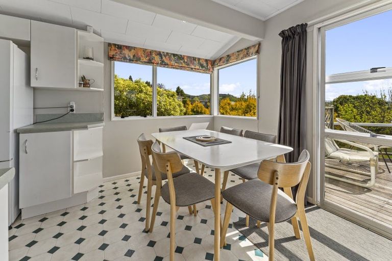 Photo of property in 20 Shera Street, Acacia Bay, Taupo, 3330