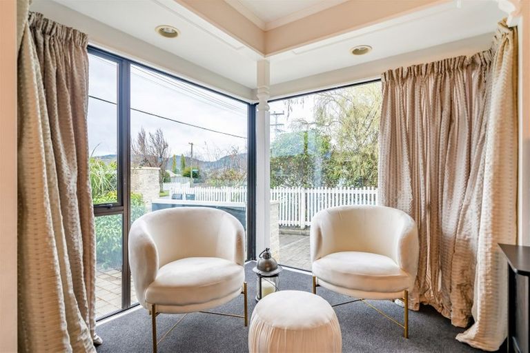 Photo of property in 1/63 Fraser Crescent, Elderslea, Upper Hutt, 5018