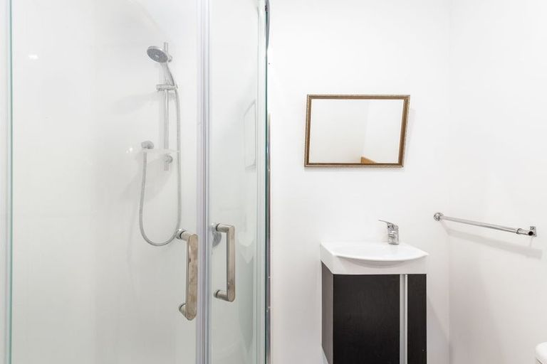 Photo of property in 19 Timaru Road, Waimate, 7924