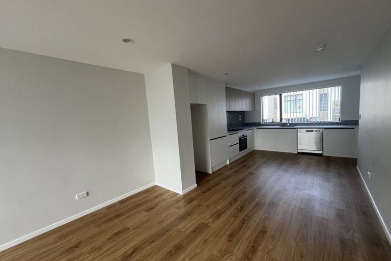 Photo of property in 29 Hinonga Loop, Silverdale, 0932