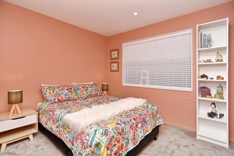 Photo of property in 35 Dow Square, Wigram, Christchurch, 8025