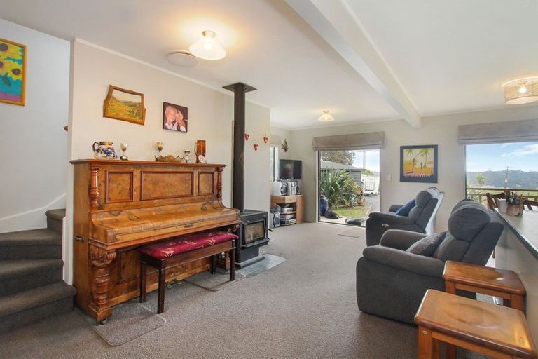 Property details for 493 Haruru Road, Kaukapakapa, 0873