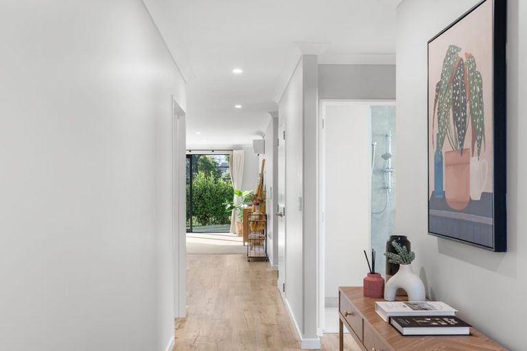 Photo of property in 14 Horoeka Street, Avonhead, Christchurch, 8042