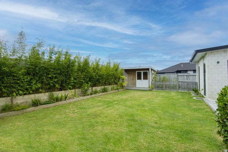 Photo of property in 151 The Boulevard, Papamoa Beach, Papamoa, 3118