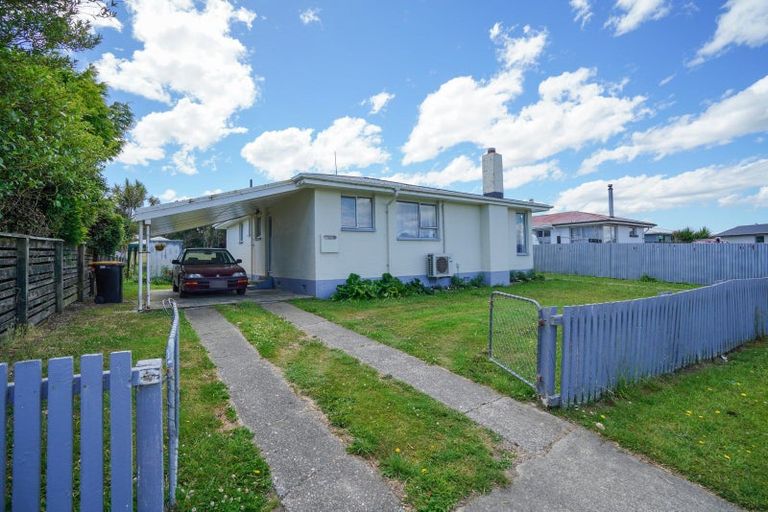 Photo of property in 41 Paisley Street, Kew, Invercargill, 9812