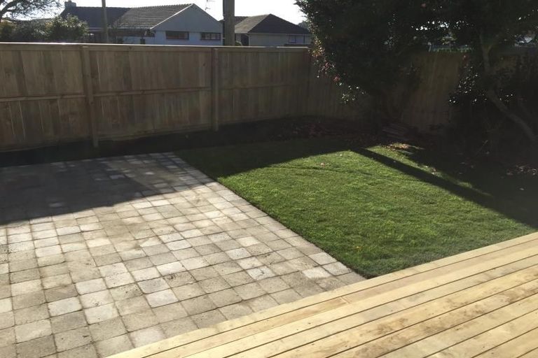 Photo of property in 78 Farquhars Road, Redwood, Christchurch, 8051