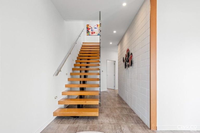 Photo of property in 131 Endeavour Drive, Whitby, Porirua, 5024
