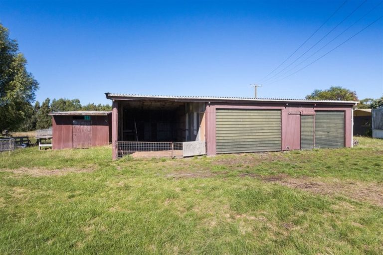 Photo of property in 1692 State Highway 3, Awahuri, Palmerston North, 4479