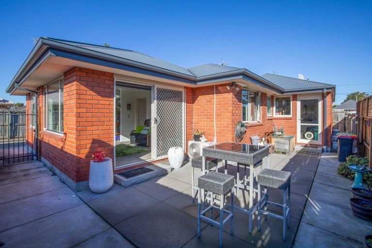 Photo of property in 2/21 Awatea Road, Hornby, Christchurch, 8042
