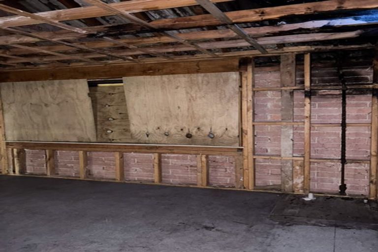 Photo of property in 21 Charlton Road, Gore, 9710