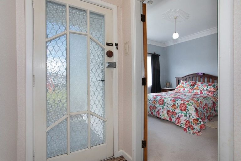 Photo of property in 49 Holland Crescent, Bulls, 4818