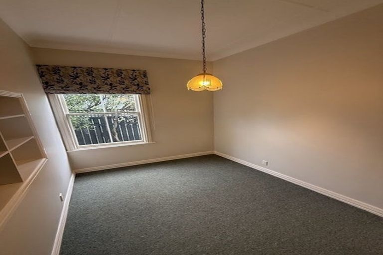 Photo of property in 28 Bay Street, Petone, Lower Hutt, 5012