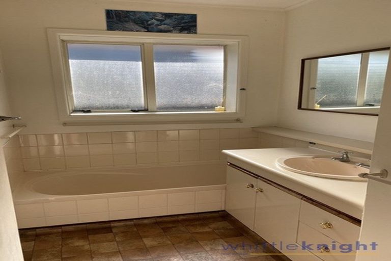 Photo of property in 12 Hanrahan Street, Upper Riccarton, Christchurch, 8041