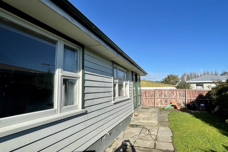 Photo of property in 2/51 Saint Johns Street, Woolston, Christchurch, 8062