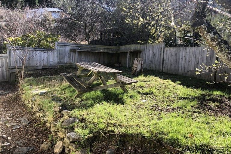 Photo of property in 20 Arawata Terrace, Fernhill, Queenstown, 9300